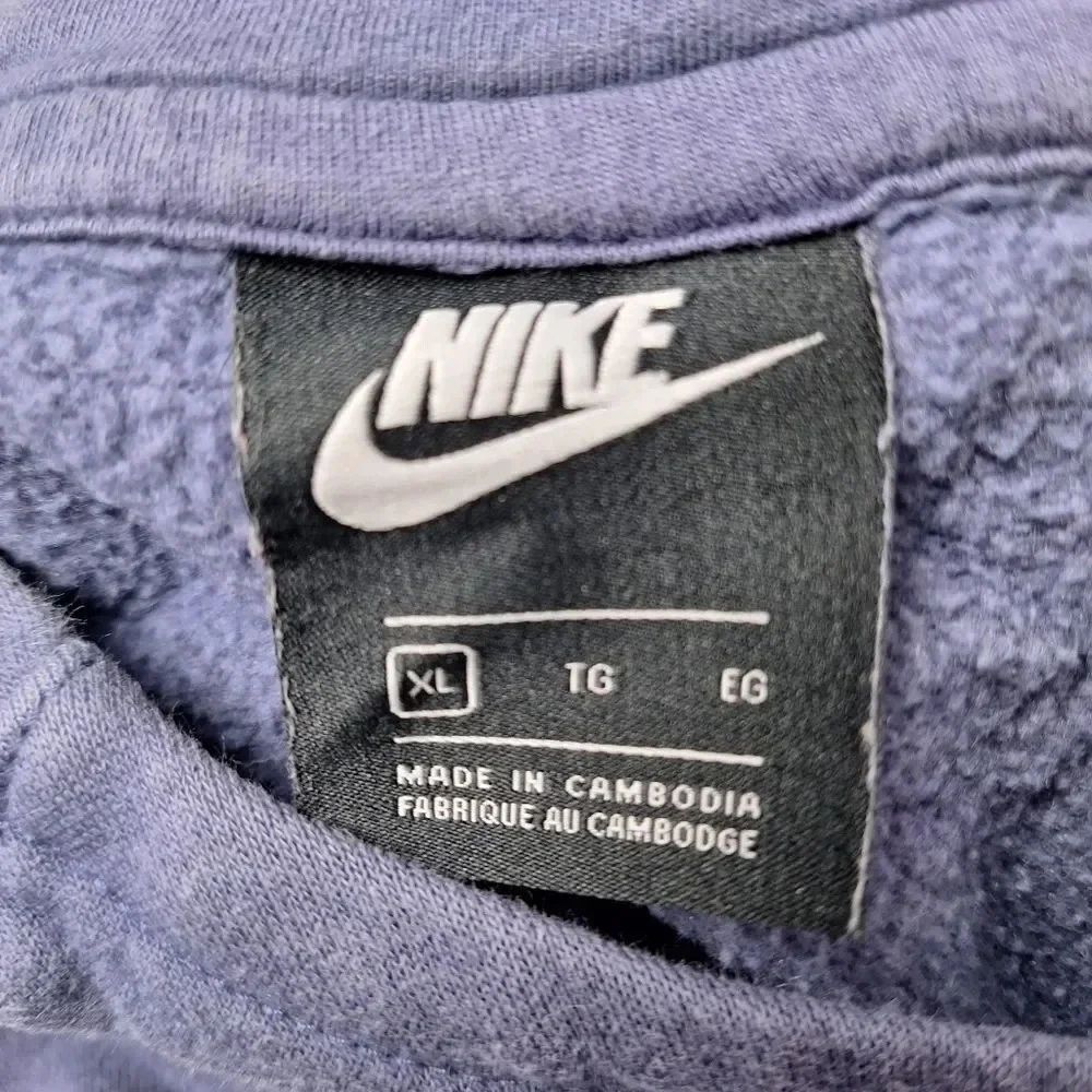 Nike Big Boys Sz XL Big Graphic Logo Pullover Fleece Lined Hoodie Pocket